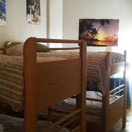 Alhambra Asn Apartamento *